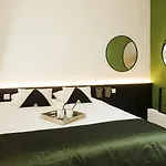 Hotel Mihotel Bellecour 5*
