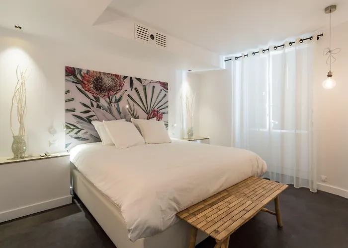 Hotel Mihotel Bellecour 5*