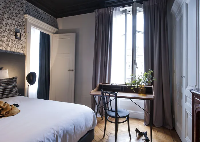 Hotel Mihotel Bellecour 5*