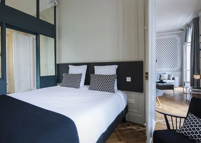 Mihotel Bellecour 5*