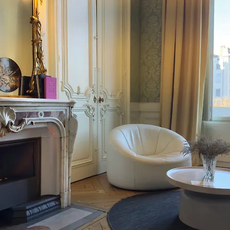 Mihotel Bellecour Hotel 5*