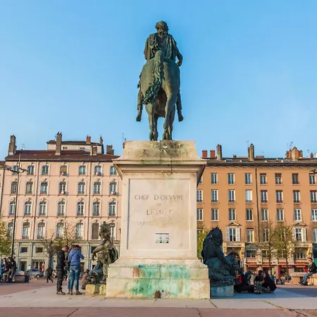 Mihotel Bellecour Hotel