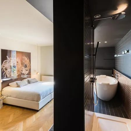 Mihotel Bellecour Hotel 5*