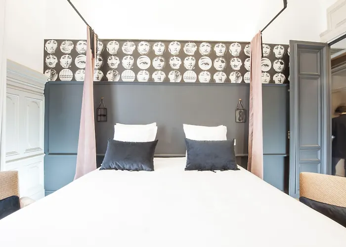 Mihotel Bellecour Hotel 5*