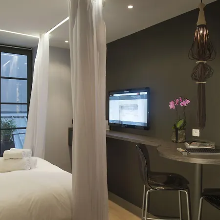Mihotel Bellecour Отель 5*