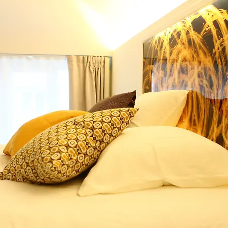 Mihotel Bellecour 5* Лион