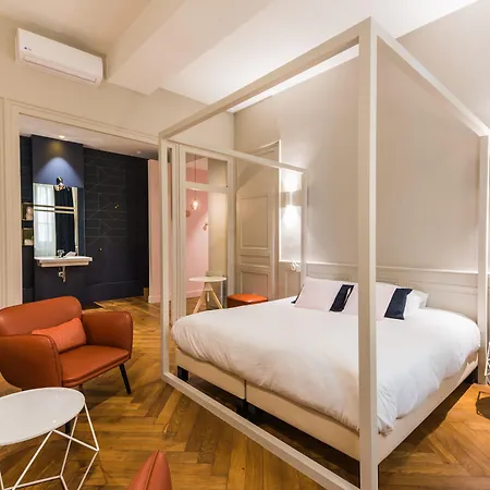 Mihotel Bellecour 5* Лион