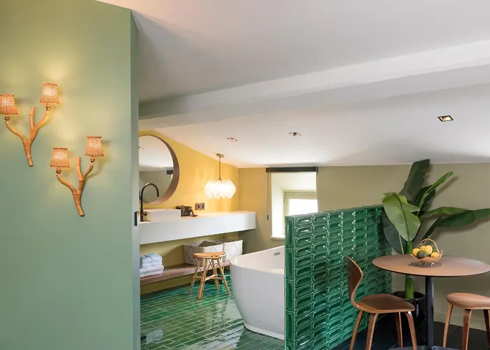 Mihotel Bellecour 호텔