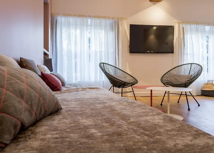 Mihotel Bellecour 5*